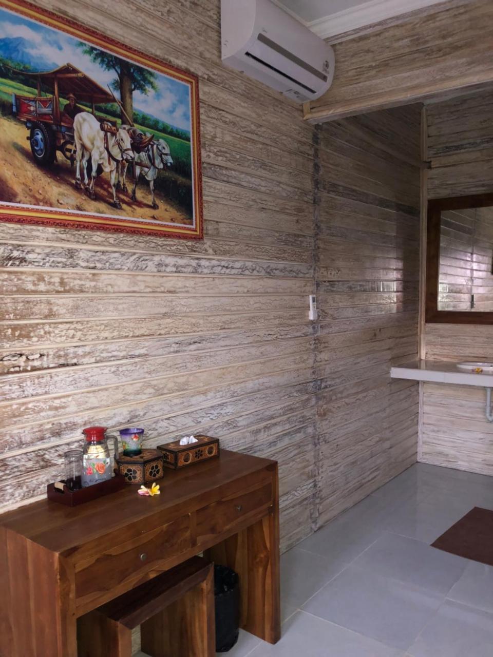Auora Guest House Lembongan Exterior photo