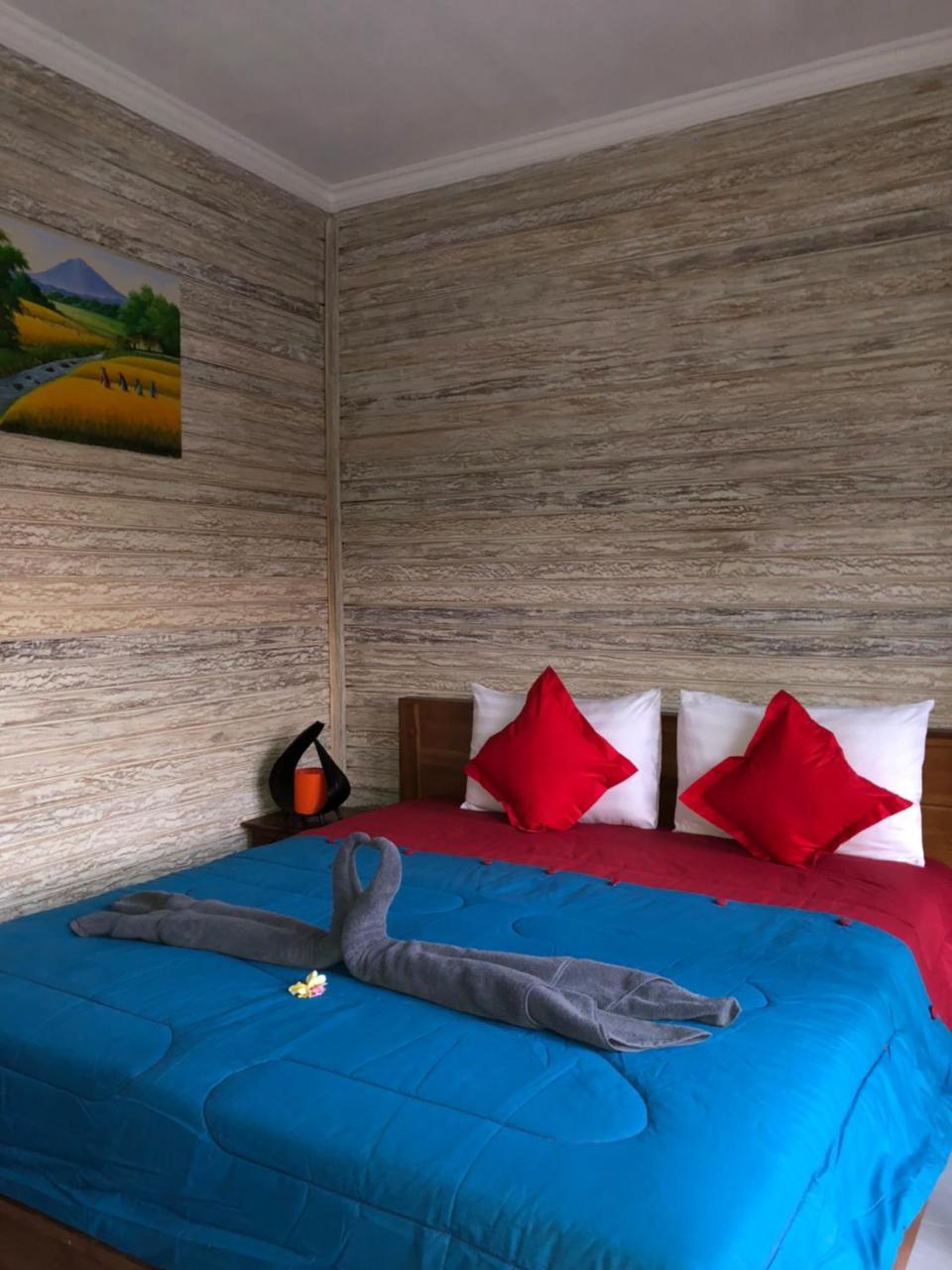 Auora Guest House Lembongan Exterior photo